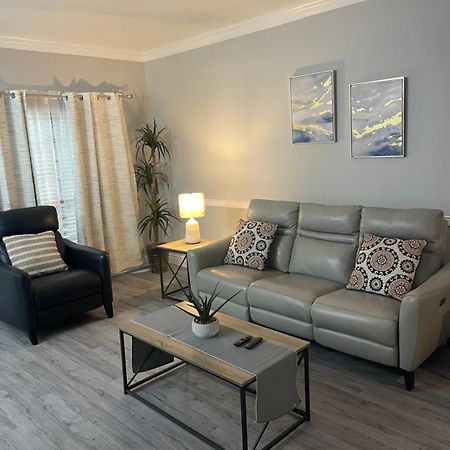 Huge One Bedroom With 2 Queen Size Beds Houston Eksteriør billede